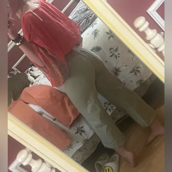 Green Billabong flared pants - Picture 3 of 10